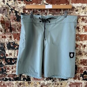 Bearded Goat Board Shorts Green 7" inseam Beach Swim Mens 32